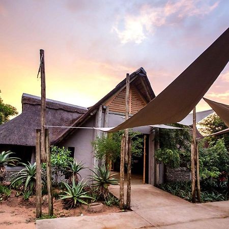 Royal Thonga Safari Lodge Sihangwane Extérieur photo