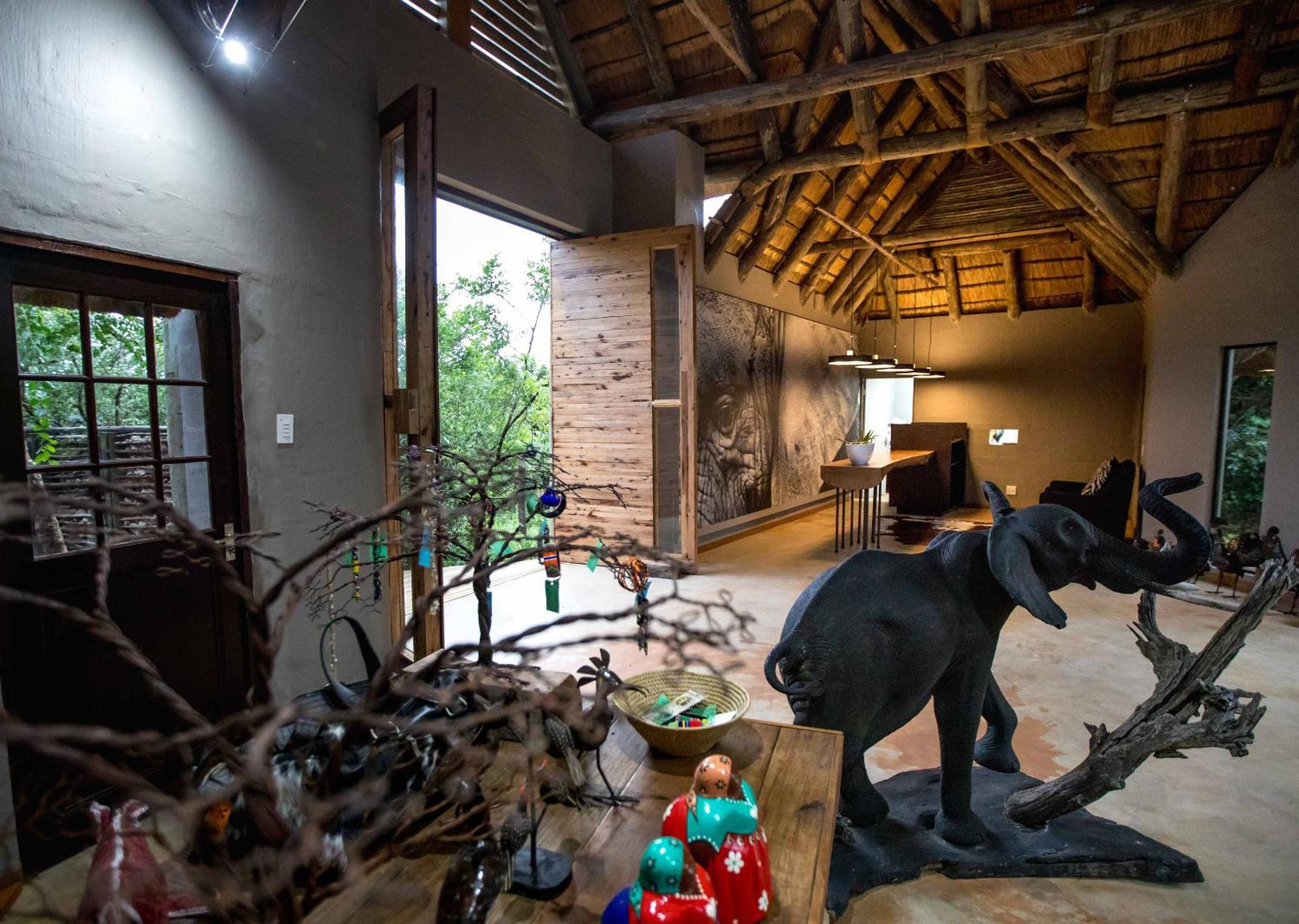 Royal Thonga Safari Lodge Sihangwane Extérieur photo